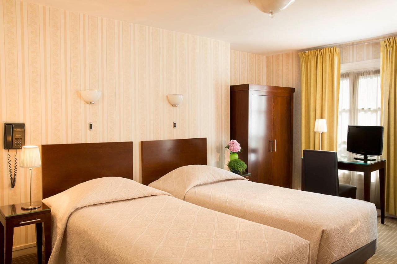 Hotel Du Printemps Париж Екстериор снимка